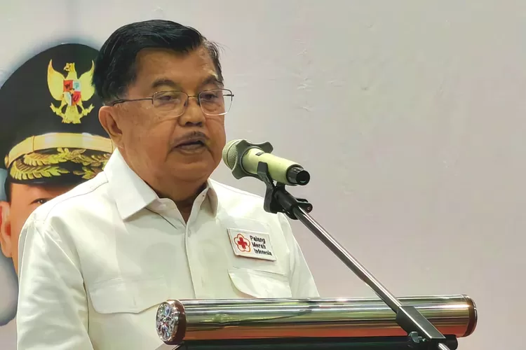 Foto Ketua PMI